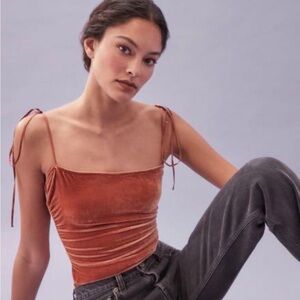 Reformation// Vino Top